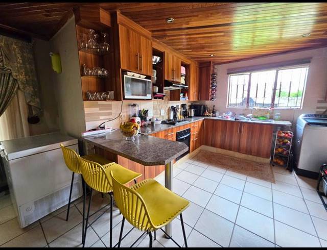 3 BEDROOM HOUSE FOR SALE IN TERENURE